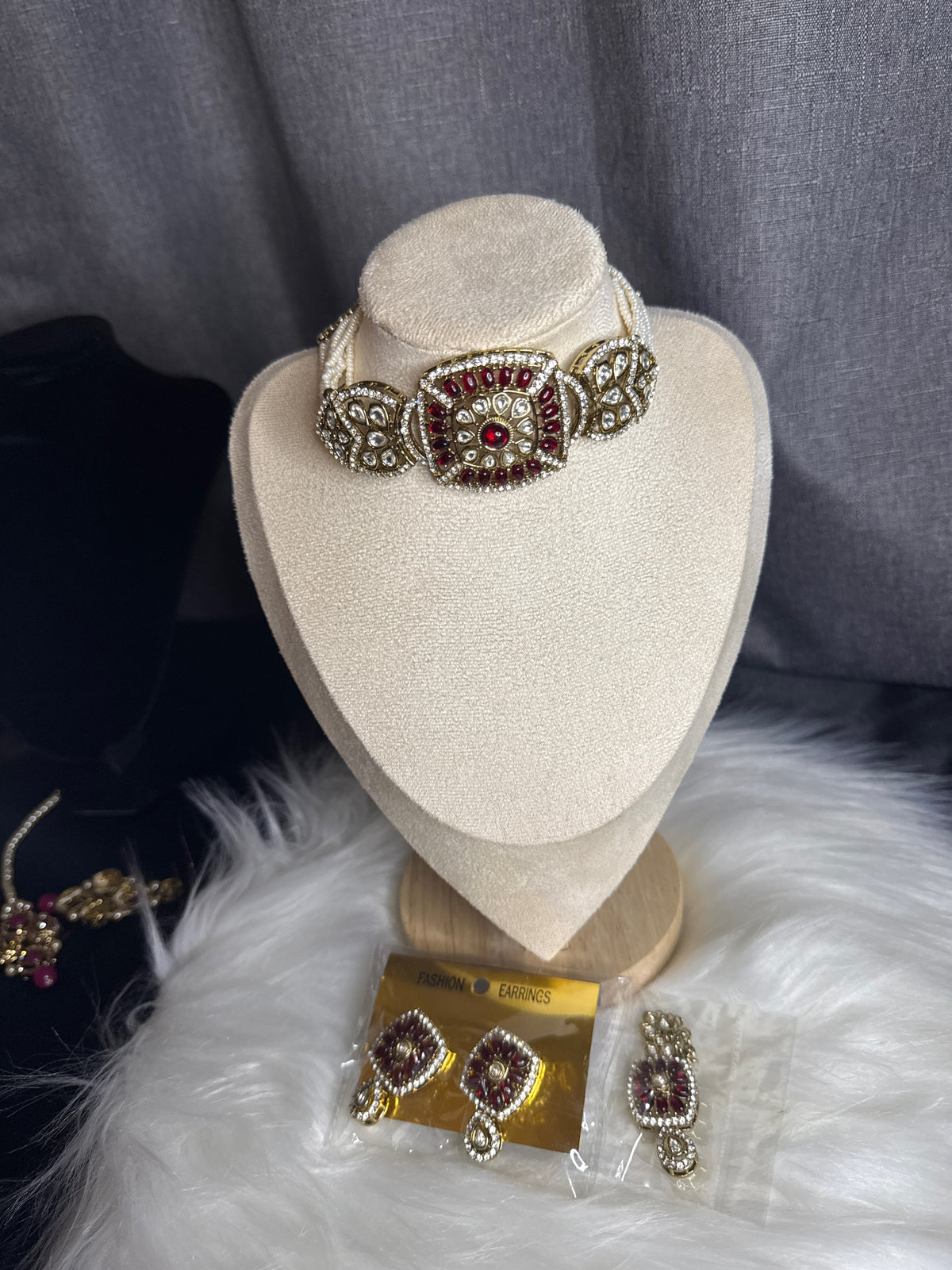 Royal Kundan-Style Choker Set with Matching Earrings & Maang Tikka